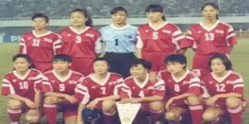 年轻的无冕之王：鲍尔在那届世界杯中的历史定位-欧宝体育